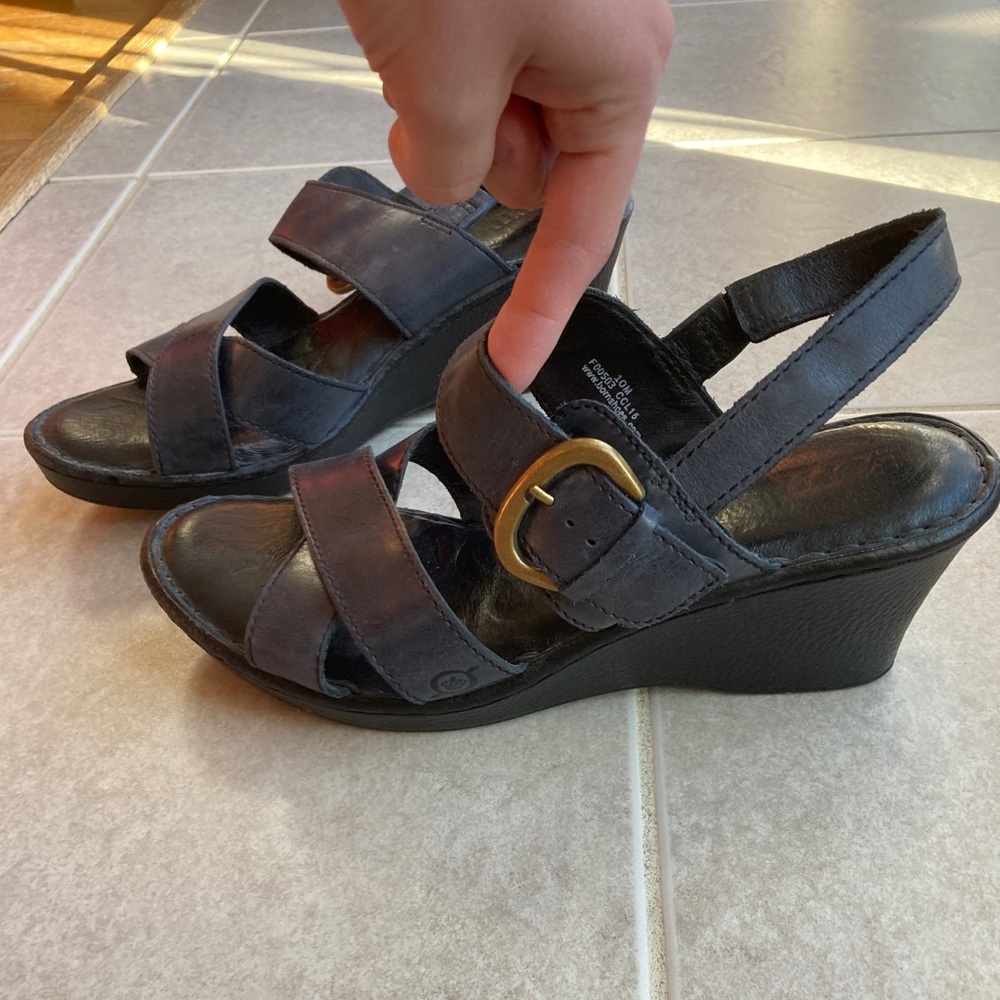 BOC Born of Concept Navy Leather Wedge Heels Size 10